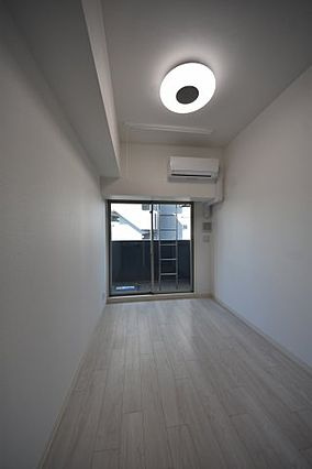 エステムコート神戸元町2リザーヴの居間・リビング