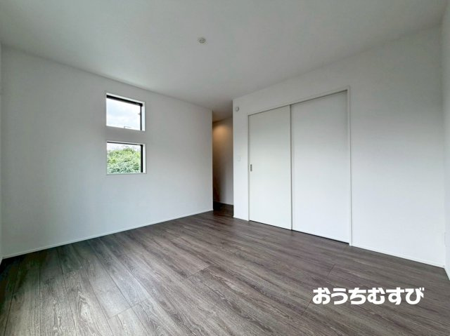 守山区上志段味5期(全1棟)の洋室