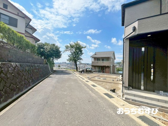 守山区上志段味5期(全1棟)の前面道路含む現地写真