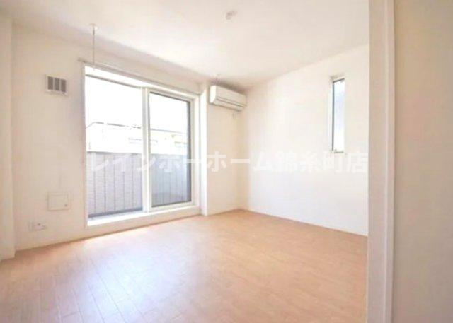 パラシオアマビーレの居間・リビング