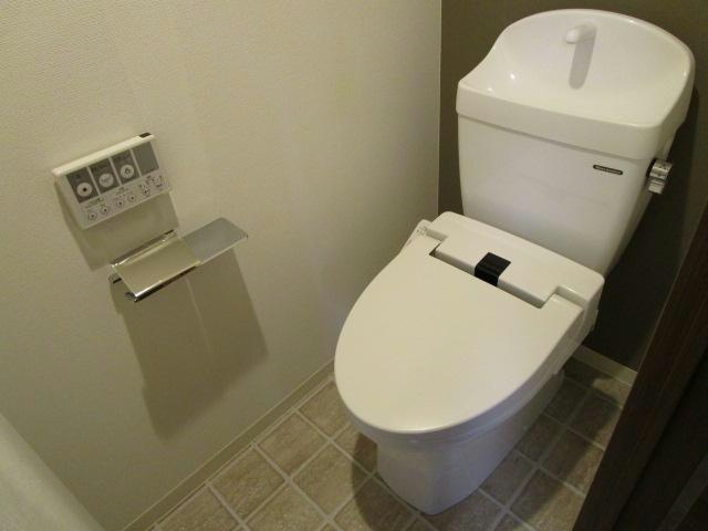 カルテットのトイレ