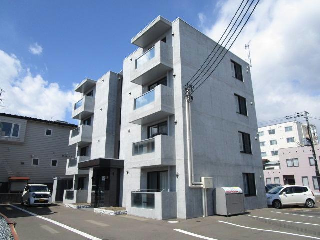 カルテットの外観