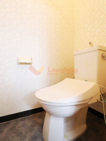 ルナリアスのトイレ|ゆったりとした空間のトイレです※別号室の写真になります