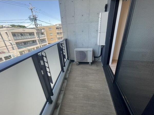 Casa Scatola Motoyamaのバルコニー
