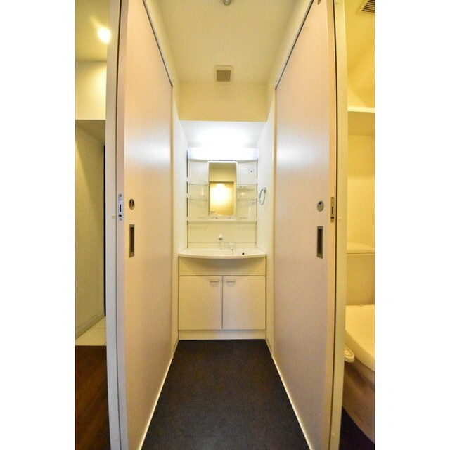 グラウンデュークス本所の内装