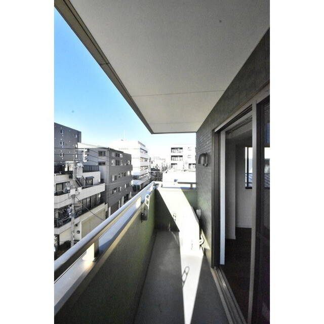 グラウンデュークス本所の内装