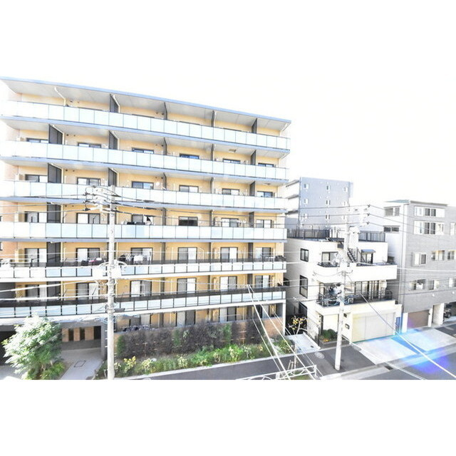 グラウンデュークス本所の内装