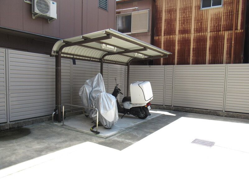 プレサンス栄ライズ