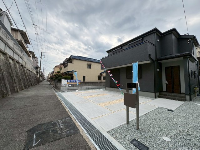 旭が丘3丁目　新築戸建ての前面道路含む現地写真|前面道路含む現地写真です