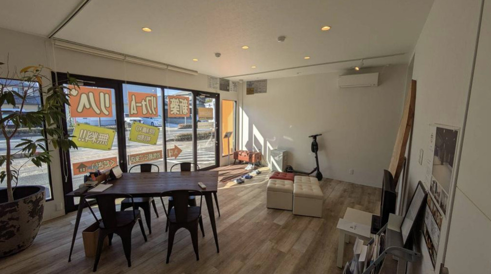 栗東市安養寺２丁目の店舗事務所の内装