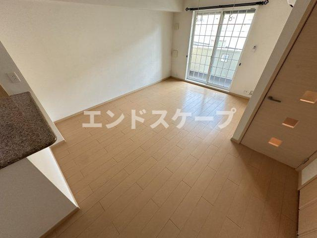 ＴａｋａｓａｋｉＴｏｔｔｏｓⅡの居間・リビング|高崎、前橋のお部屋探しはエンドスケープまで！お客様の理想お聞かせ下さい♪