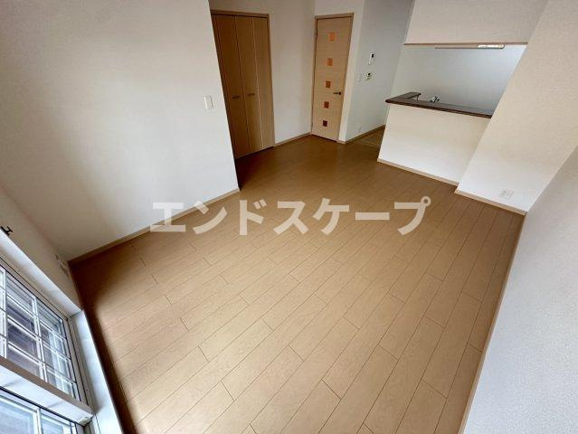 ＴａｋａｓａｋｉＴｏｔｔｏｓⅡの居間・リビング|高崎、前橋のお部屋探しはエンドスケープまで！お客様の理想お聞かせ下さい♪