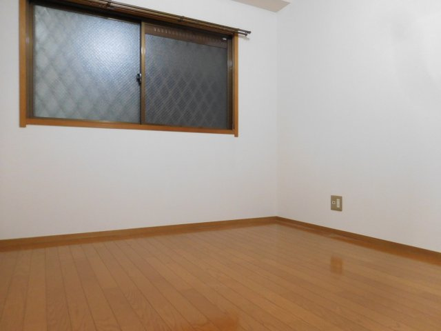 ひまわり公園マンションの寝室