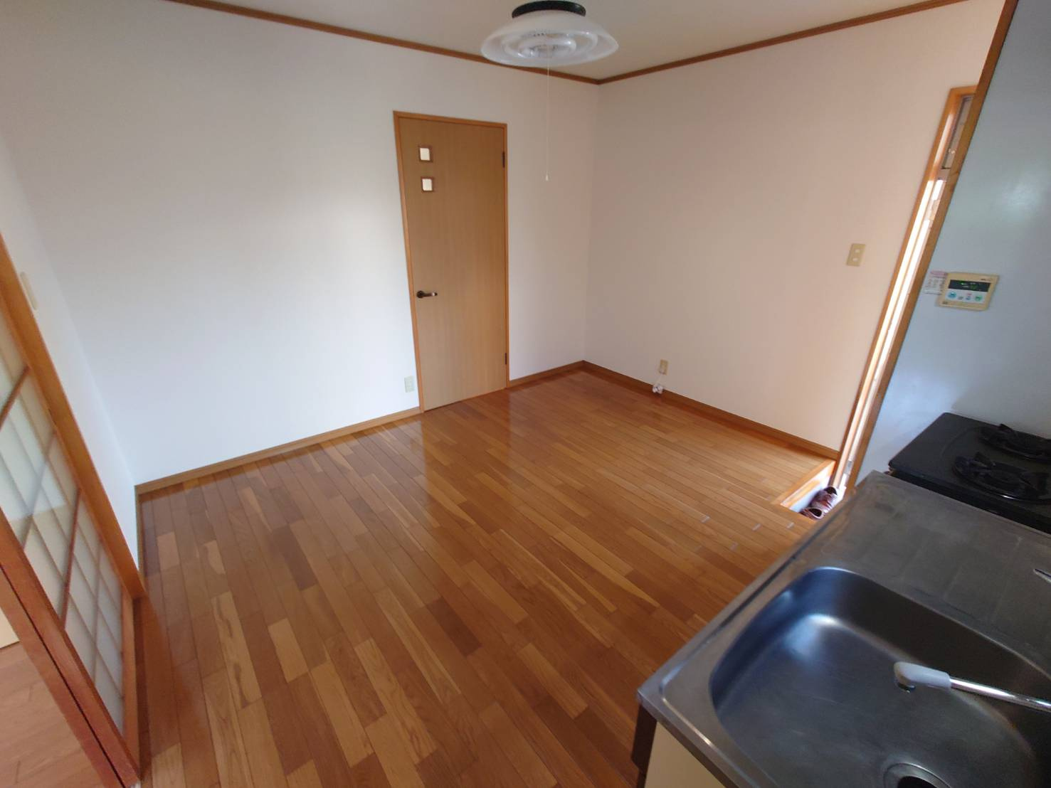 フレンドリーの居間・リビング