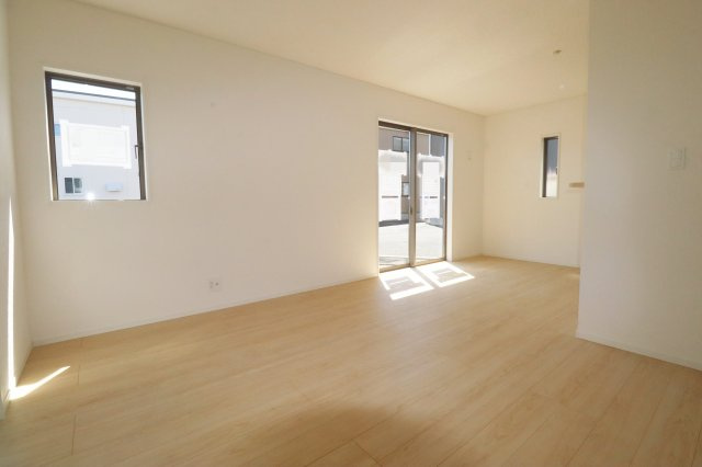 郡山市富田町字大徳南第20　　　１号棟　　小山田小学校、郡山第6中学区の居間・リビング