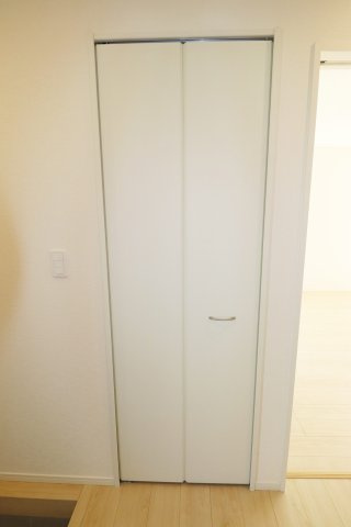 郡山市富田町字大徳南第20　　　１号棟　　小山田小学校、郡山第6中学区の収納