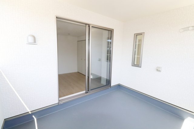 郡山市富田町字大徳南第20　　　１号棟　　小山田小学校、郡山第6中学区のバルコニー