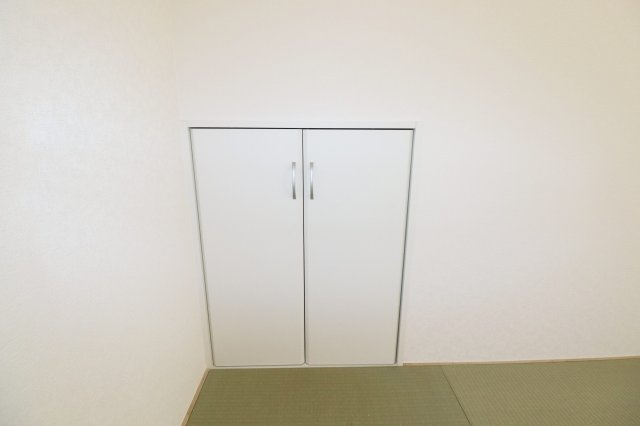 郡山市富田町字大徳南第20　　　2号棟　　小山田小学校、郡山第6中学区の収納