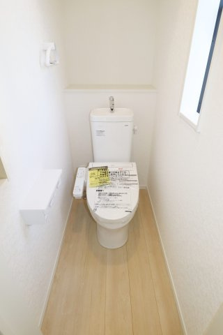 郡山市富田町字大徳南第20　　　2号棟　　小山田小学校、郡山第6中学区の洗面所