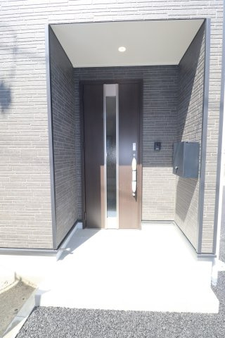 郡山市富田町字大徳南第20　　　2号棟　　小山田小学校、郡山第6中学区の玄関