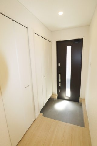 郡山市富田町字大徳南第20　　　2号棟　　小山田小学校、郡山第6中学区の収納