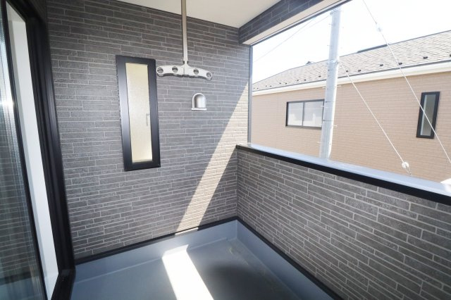 郡山市富田町字大徳南第20　　　2号棟　　小山田小学校、郡山第6中学区のバルコニー