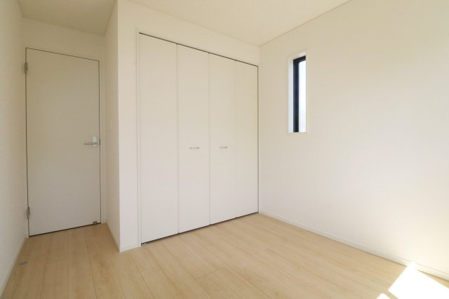 郡山市富田町字大徳南第20　　　2号棟　　小山田小学校、郡山第6中学区の収納