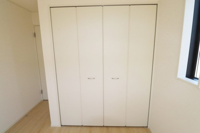 郡山市富田町字大徳南第20　　　2号棟　　小山田小学校、郡山第6中学区の収納