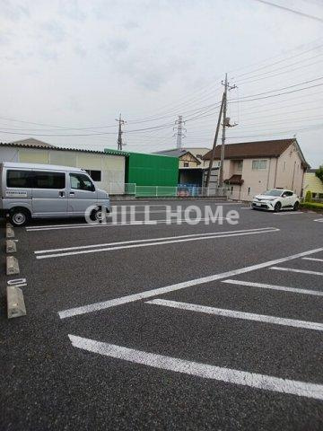 ウールーポルトの駐車場|当社、チルホームのHPもご覧ください(^^)/物件情報多数♪
