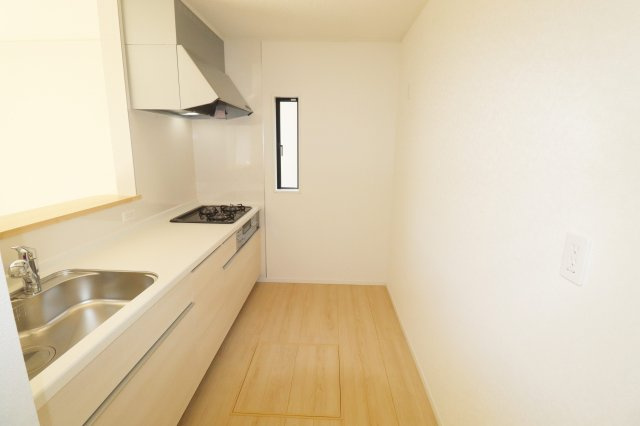 郡山市富田町字大徳南第20　　　３号棟　　小山田小学校、郡山第6中学区のキッチン