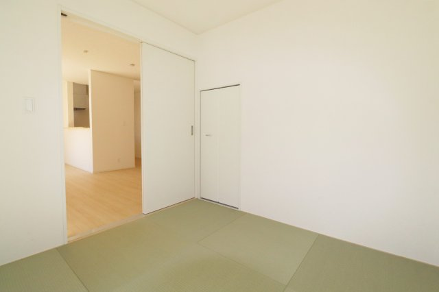 郡山市富田町字大徳南第20　　　３号棟　　小山田小学校、郡山第6中学区の和室