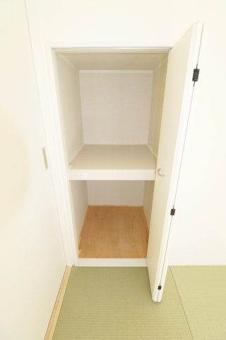 郡山市富田町字大徳南第20　　　３号棟　　小山田小学校、郡山第6中学区の収納