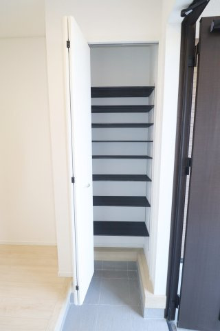 郡山市富田町字大徳南第20　　　３号棟　　小山田小学校、郡山第6中学区の収納