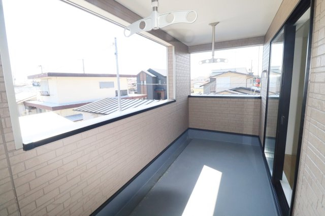 郡山市富田町字大徳南第20　　　３号棟　　小山田小学校、郡山第6中学区のバルコニー