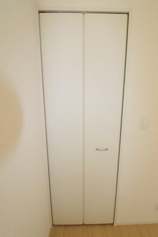 郡山市富田町字大徳南第20　　　３号棟　　小山田小学校、郡山第6中学区の収納