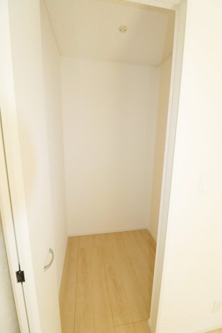 郡山市富田町字大徳南第20　　　３号棟　　小山田小学校、郡山第6中学区の収納