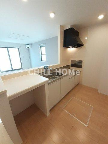 ＬａＴｏｕｒＫＡＩＺＡＷＡ　Ⅴのキッチン|当社、チルホームのHPもご覧ください(^^)/物件情報多数♪