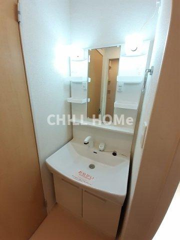 ＬａＴｏｕｒＫＡＩＺＡＷＡ　Ⅴの洗面所|当社、チルホームのHPもご覧ください(^^)/物件情報多数♪