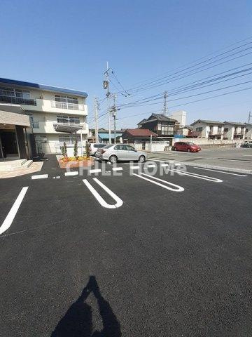 グランシャトル　高崎の駐車場