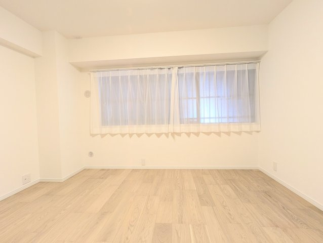 コスモプレイス亀戸の寝室|～WIC付きの主寝室写真～