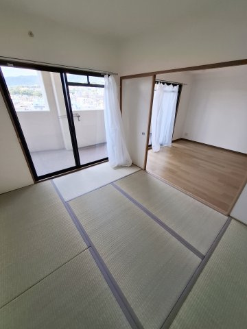 KDXレジデンス夙川ヒルズ 　3番館の和室