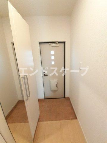 ＬａＴｏｕｒＫＡＩＺＡＷＡ　Ⅴの玄関|高崎、前橋のお部屋探しはエンドスケープまで！お客様の理想お聞かせ下さい♪