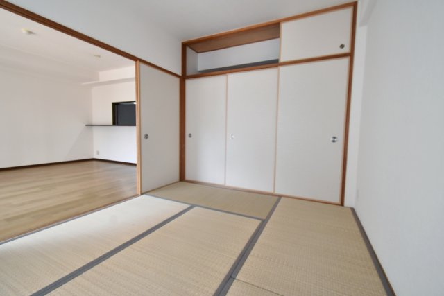 KDXレジデンス夙川ヒルズ 　5番館の和室