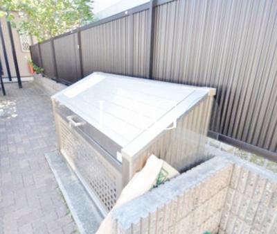 【その他共用部分】 | メゾンダジュール１０番館 | 共用ゴミ置き場です。