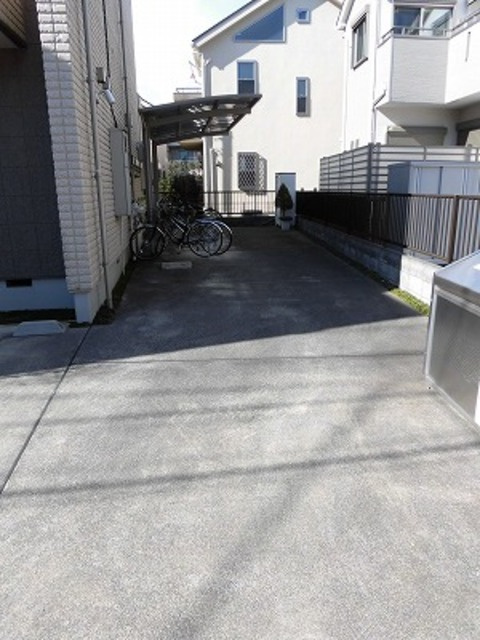 CUBE　NAKASENGAWA(キューブ　ナカセンガワ)のエントランス|ゆとりのあるエントランス