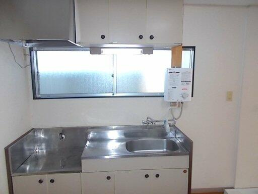 中佐津間ハイツのキッチン