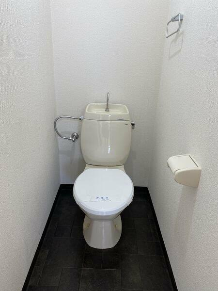 中佐津間ハイツのトイレ|※写真は別室です