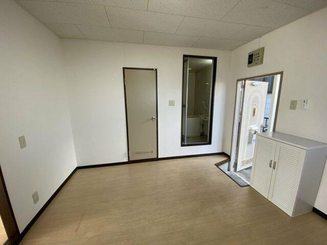 中佐津間ハイツの内装|※写真は別室です