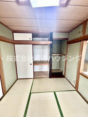 稲葉荘二丁目一戸建の収納