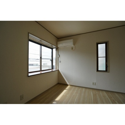 【居間・リビング】 | ルシーダかみさぎ | 居室